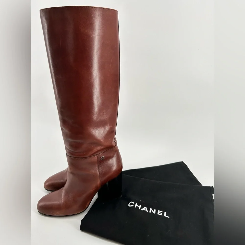 Chanel brown leather camel caramel heeled boots pull on 38.5 with dustbags only